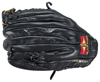 1995-97 Vince Coleman Game Used and Signed Easton Pro Fielders Glove (Coleman LOA & PSA/DNA)